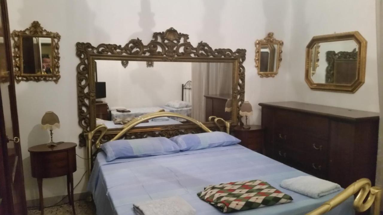 Casa Gramsci Bed & Breakfast Модена Екстериор снимка