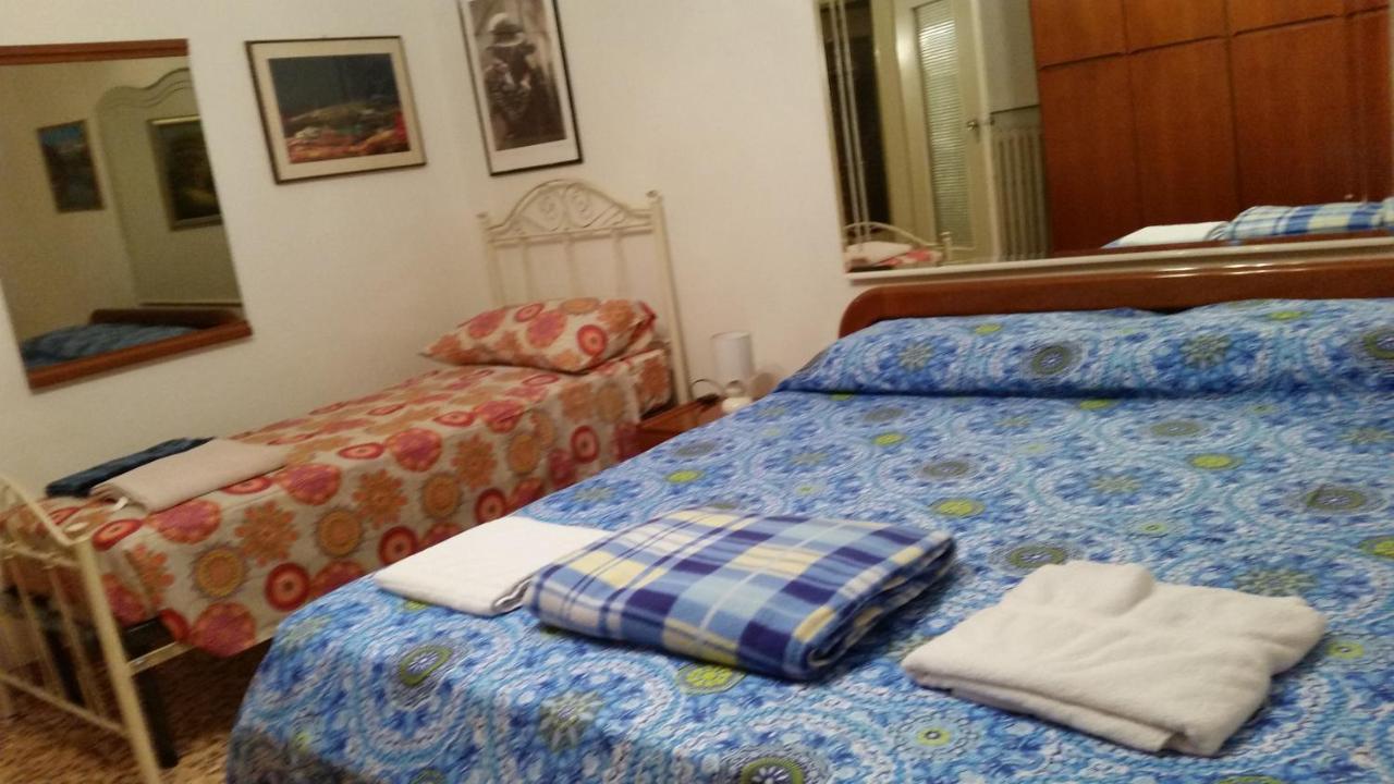 Casa Gramsci Bed & Breakfast Модена Екстериор снимка