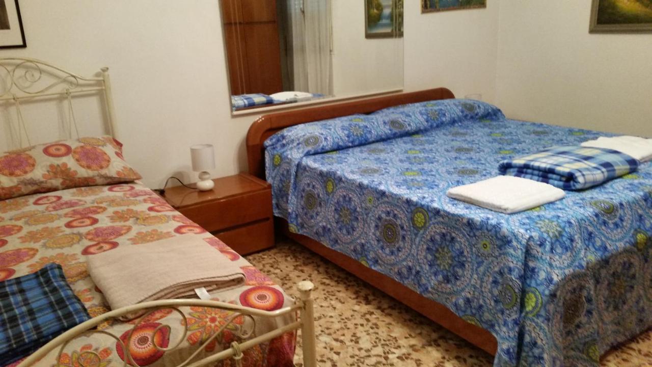 Casa Gramsci Bed & Breakfast Модена Екстериор снимка