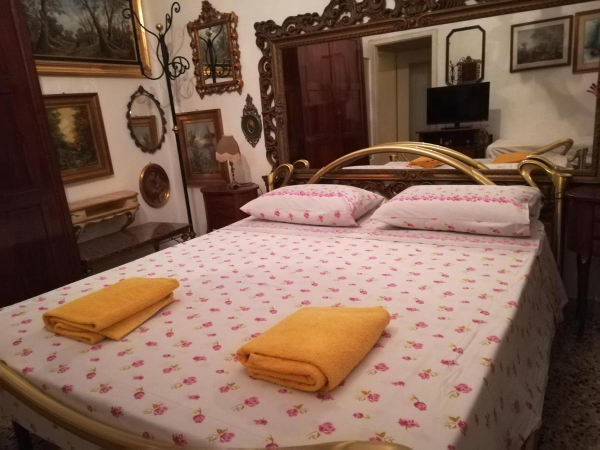 Casa Gramsci Bed & Breakfast Модена Екстериор снимка