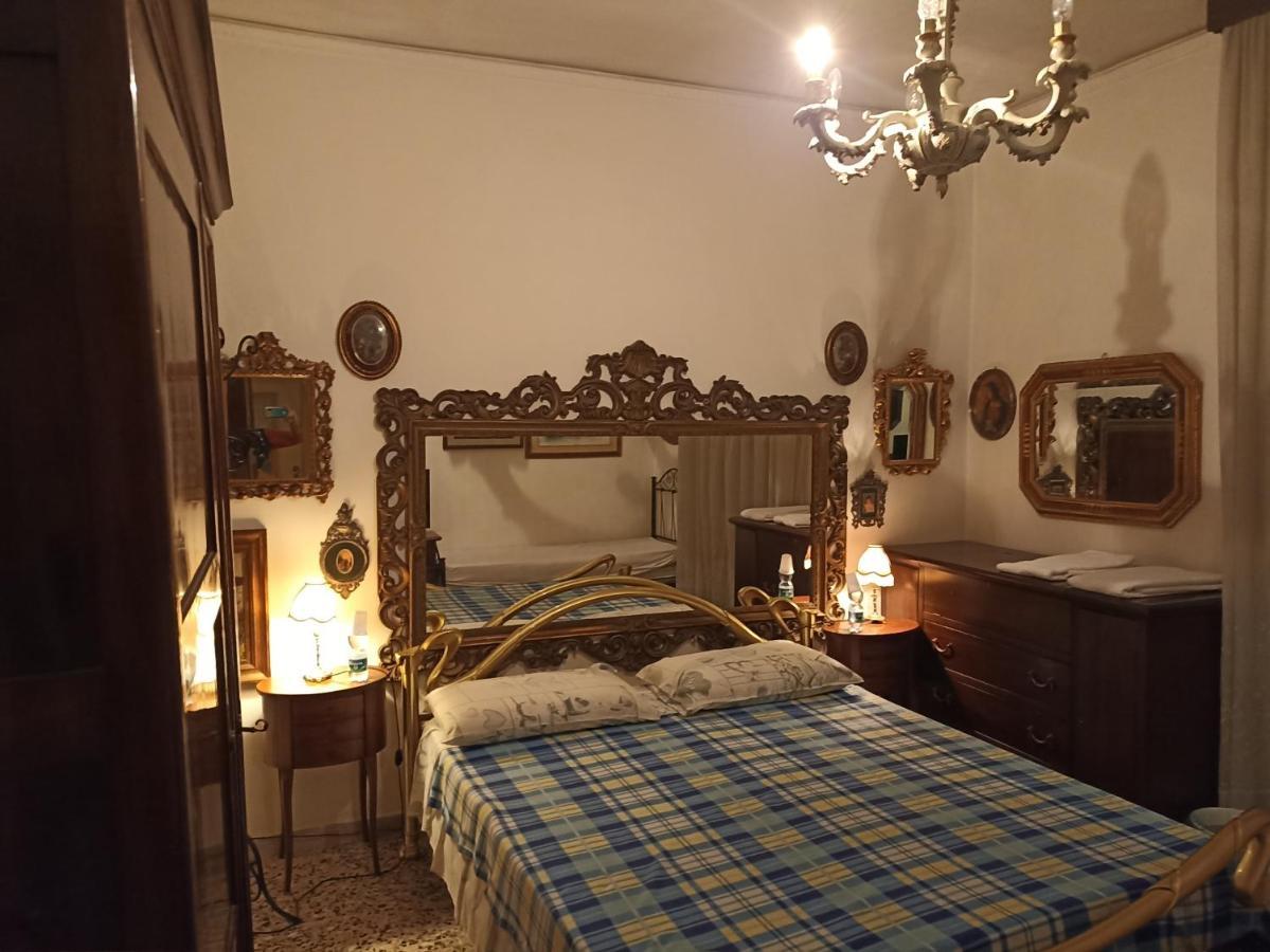 Casa Gramsci Bed & Breakfast Модена Екстериор снимка
